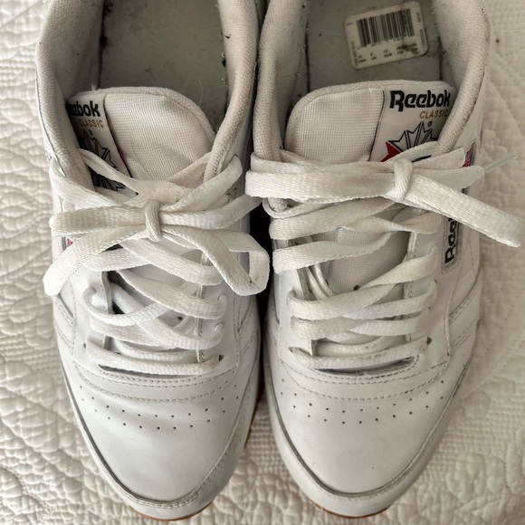 Men’s US10, Rebbok Classic - Picture 1 of 4